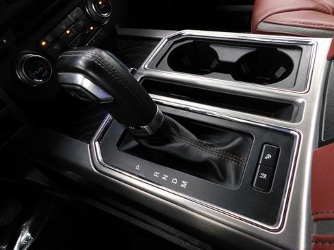 Used 2018 Ford F150 Platinum w/ Equipment Group 701A Luxury image 42