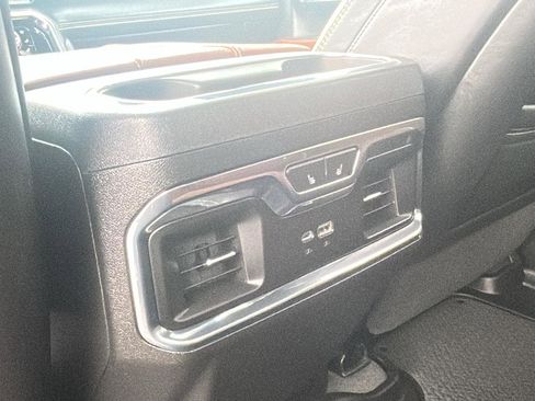 Used 2024 GMC Sierra 2500 Denali Ultimate w/ Snow Plow Prep/Camper Package image 34