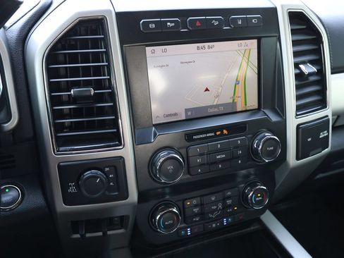 Used 2020 Ford F250 Lariat w/ Lariat Ultimate Package AWD/4WD image 22