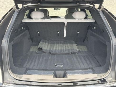 Used 2024 Cadillac Lyriq Luxury RWD image 18