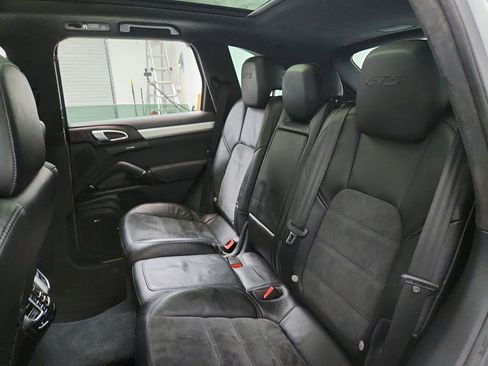 Used 2016 Porsche Cayenne GTS AWD/4WD image 23