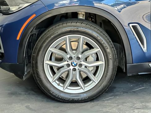 Used 2019 BMW X5 xDrive40i w/ Convenience Package AWD/4WD image 25