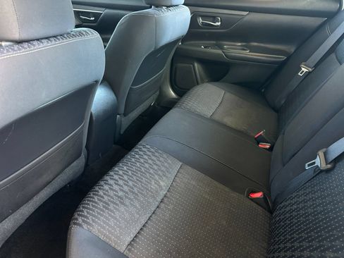 Used 2016 Nissan Altima 2.5 S w/ Power Driver Seat Package FWD image 11