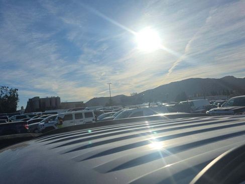 Used 2022 Ford Explorer XLT w/ Equipment Group 202A image 19