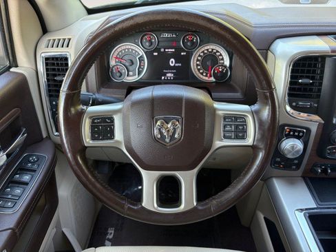 Used 2015 RAM 1500 Laramie w/ Convenience Group AWD/4WD image 11