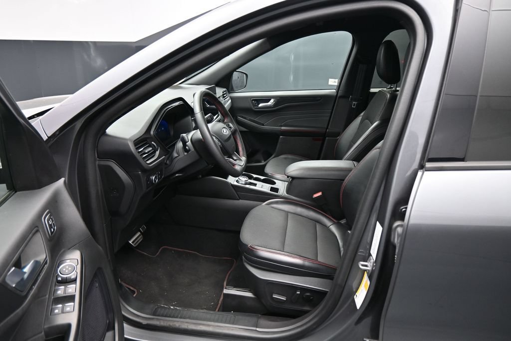 Used 2023 Ford Escape ST-Line Elite AWD/4WD image 10