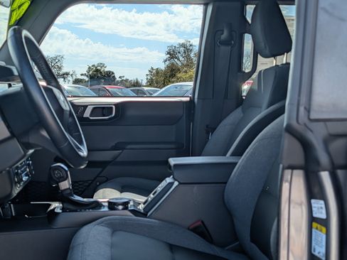 Certified 2025 Ford Bronco Big Bend image 24