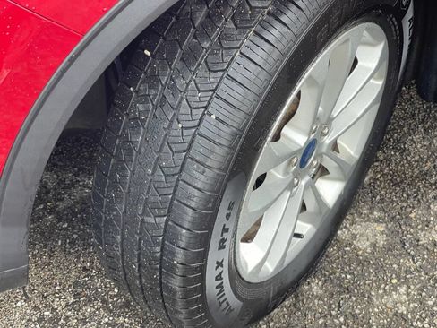 Used 2020 Ford Escape SE AWD/4WD image 34
