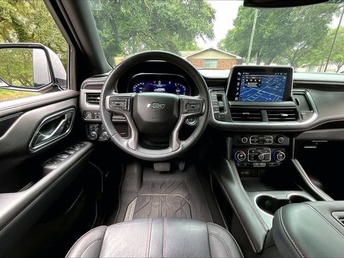 Used 2024 Chevrolet Tahoe RST w/ Luxury Package AWD/4WD image 8