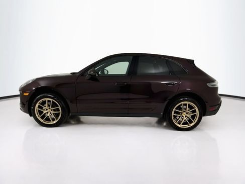 Certified 2025 Porsche Macan AWD/4WD image 2