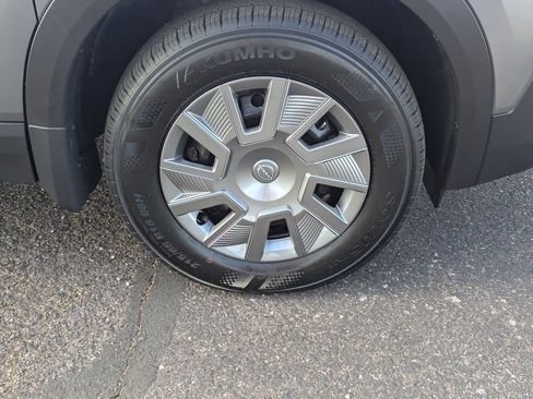 Used 2026 Nissan Kicks S image 10