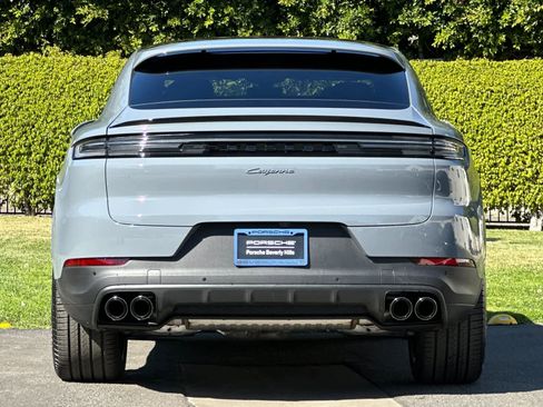 New 2026 Porsche Cayenne image 7