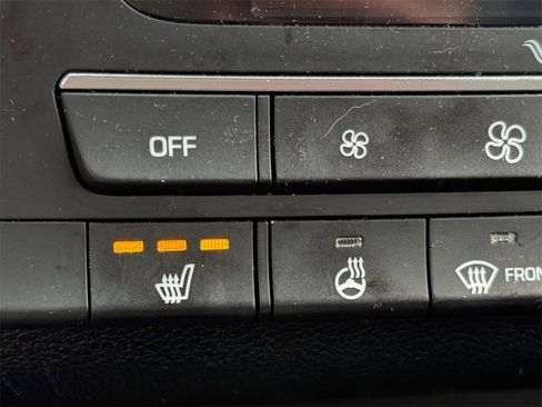 Used 2021 Hyundai Tucson Limited image 25