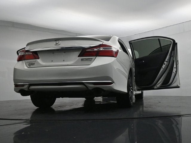Used 2017 Honda Accord Sport Special Edition image 53
