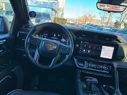 Used 2024 GMC Sierra 1500 AT4X image 32