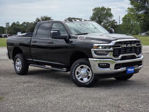 New 2026 RAM 2500 Tradesman AWD/4WD image 2