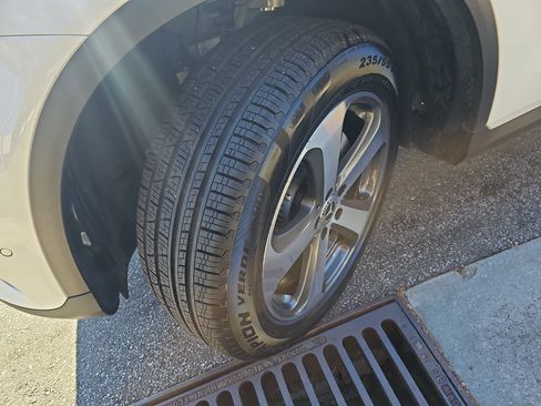 Certified 2023 Mercedes-Benz GLC 300 4MATIC Coupe image 34