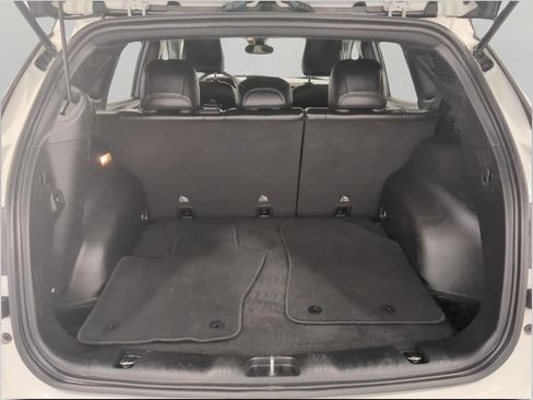 Used 2023 Jeep Compass Limited w/ Elite Group AWD/4WD image 15