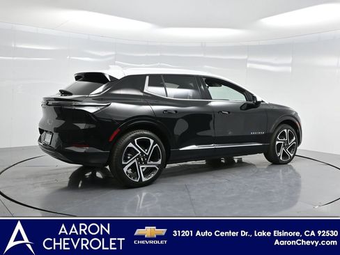 New 2025 Chevrolet Equinox EV LT image 26