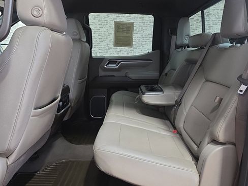 Used 2022 Chevrolet Silverado 1500 LTZ w/ LTZ Convenience Package II image 19