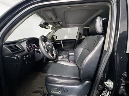 Used 2022 Toyota 4Runner Limited AWD/4WD image 14