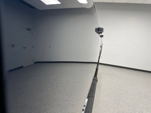 Used 2020 GMC Sierra 2500 AT4 w/ AT4 Premium Package image 12