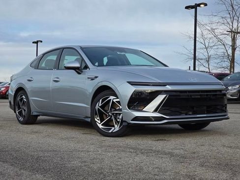 New 2026 Hyundai Sonata SEL image 2