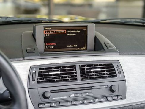 Used 2006 BMW M Roadster image 26