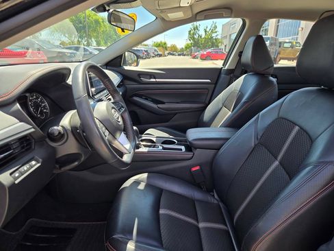Used 2023 Nissan Altima 2.5 SR FWD image 31