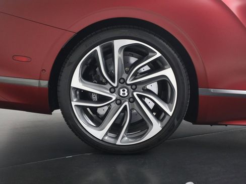 Used 2025 Bentley Continental GT Speed AWD/4WD image 16