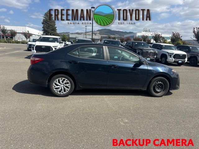 Used 2018 Toyota Corolla LE FWD image 4