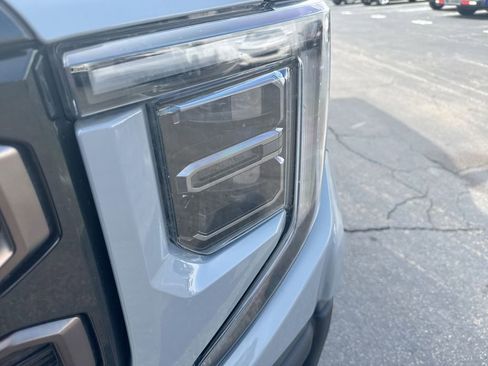 Used 2024 GMC Sierra 1500 AT4X image 10
