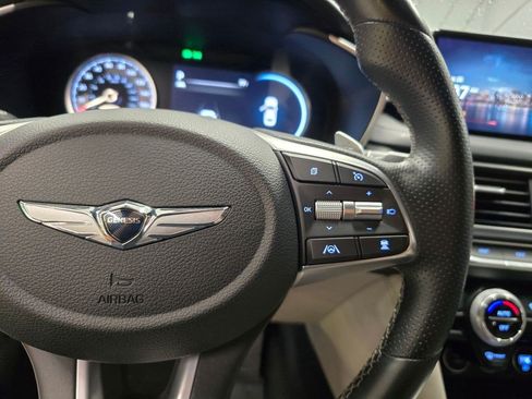 Used 2022 Genesis G70 3.3T AWD/4WD image 20