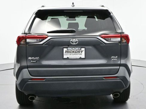 Used 2022 Toyota RAV4 XLE AWD/4WD image 6