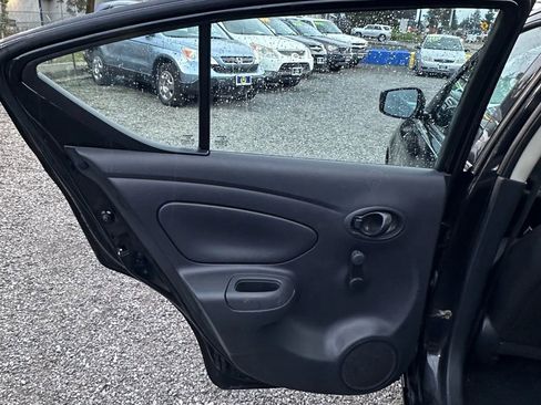 Used 2017 Nissan Versa S image 13