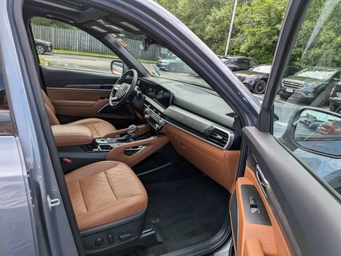 Used 2024 Kia Telluride EX X-Line AWD/4WD image 39