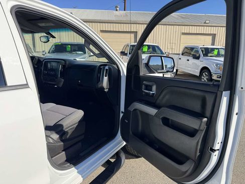 Used 2018 Chevrolet Silverado 1500 LT w/ All Star Edition image 18