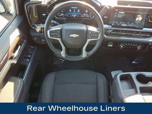 Used 2023 Chevrolet Silverado 1500 LT w/ Protection Package image 16