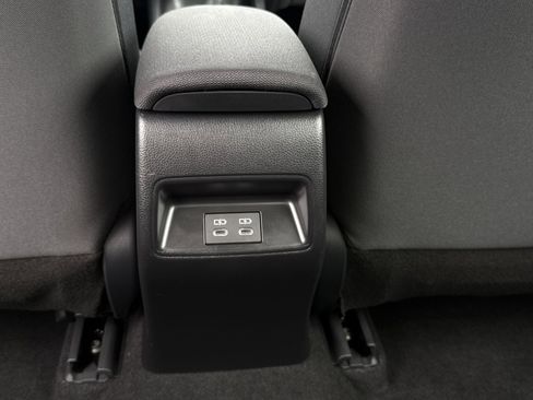 Used 2026 Toyota Corolla LE FWD image 23