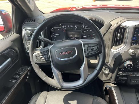 Used 2022 GMC Sierra 1500 SLT w/ SLT Premium Plus Package AWD/4WD image 13