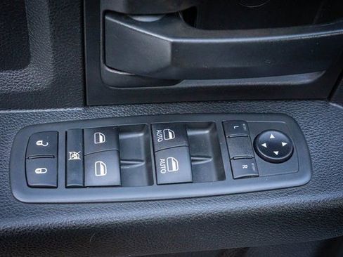 Used 2020 RAM 5500 Tradesman w/ Chrome Appearance Group image 15