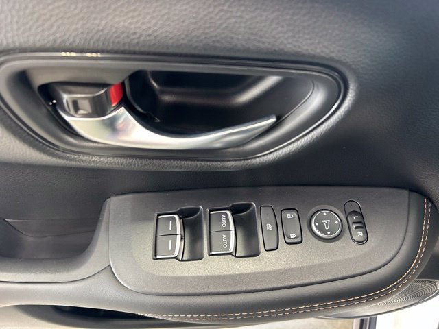 Certified 2026 Honda HR-V Sport image 21