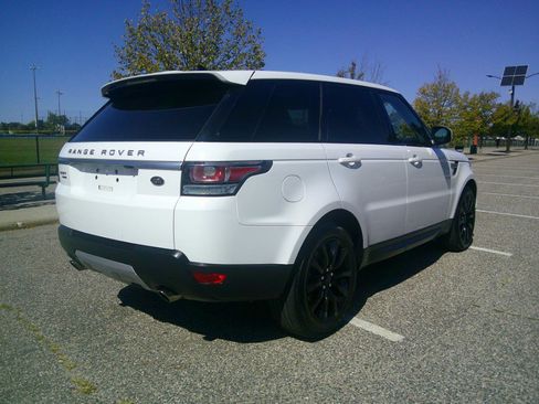 Used 2016 Land Rover Range Rover Sport HSE image 13