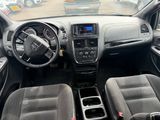 Used 2019 Dodge Grand Caravan SE image 5