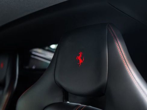 Used 2015 Ferrari 458 Italia Coupe image 34