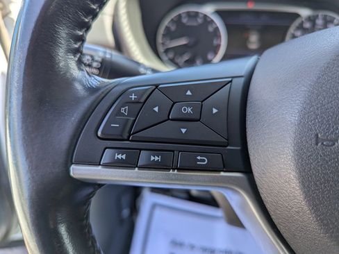 Used 2022 Nissan Sentra SV FWD image 15