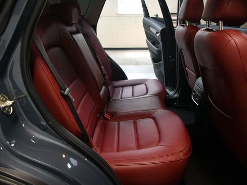 Used 2022 MAZDA CX-5 Carbon Edition image 36