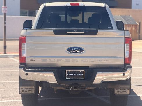 Used 2017 Ford F350 Lariat w/ Lariat Ultimate Package AWD/4WD image 4