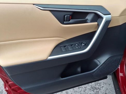 Certified 2025 Toyota RAV4 LE image 16