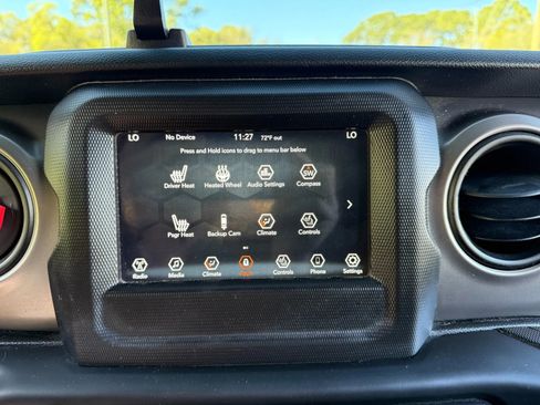 Used 2021 Jeep Wrangler Unlimited Sport image 33